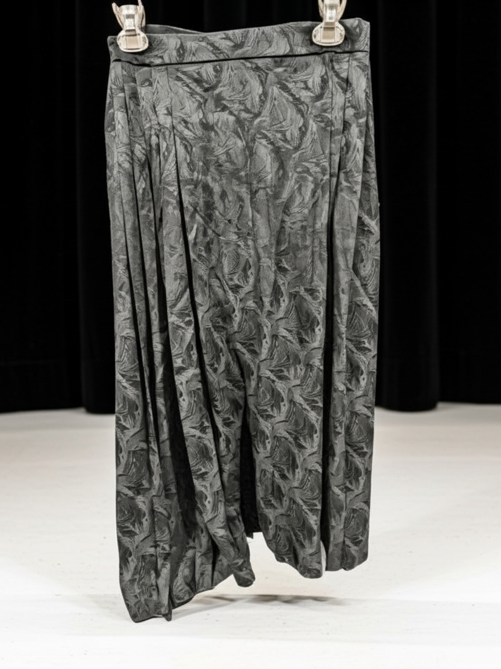 Fendi 100% Silk Women's Black Printed Midi Skirt 44